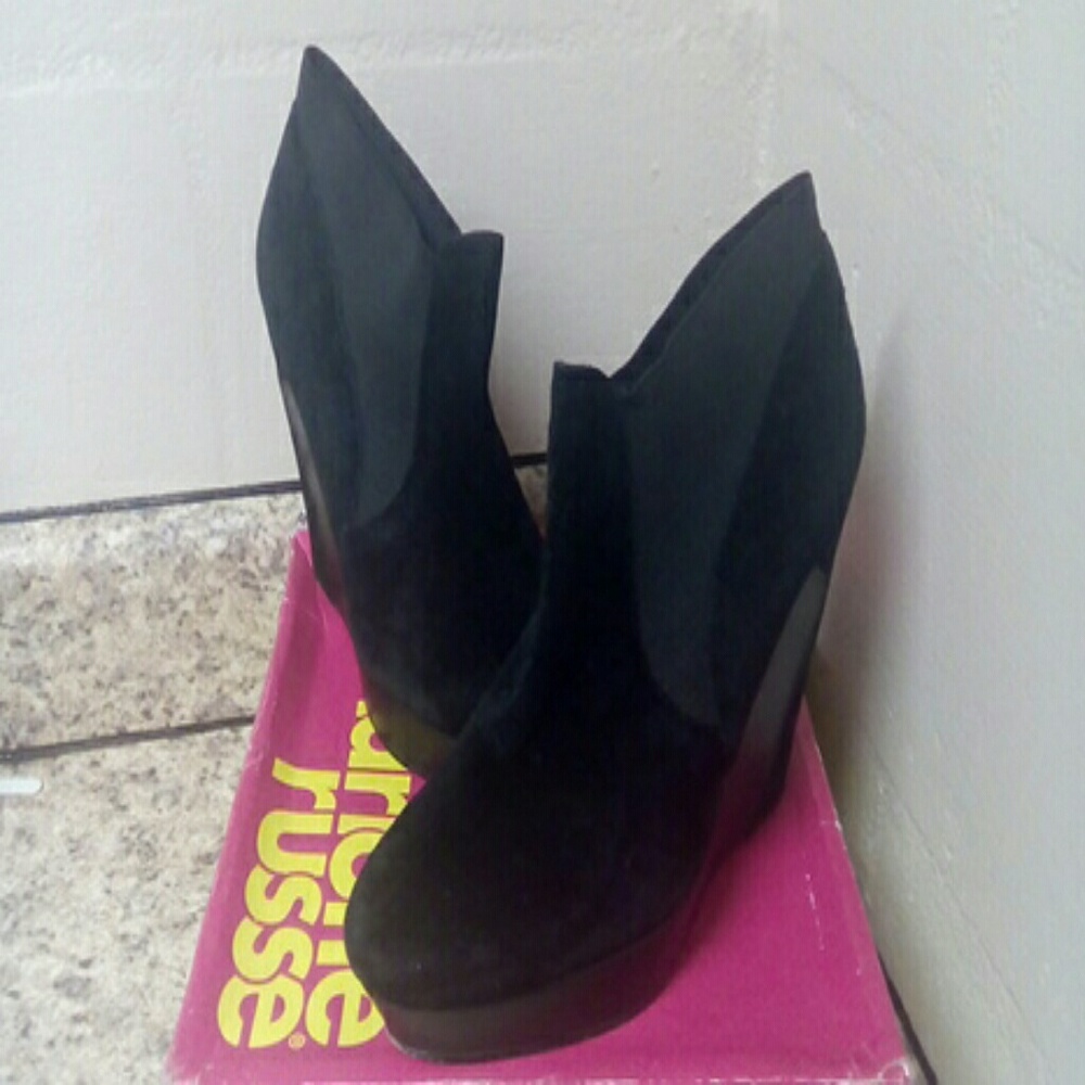 MRKT Booties